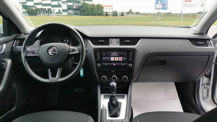 Škoda Octavia Combi 1,6 TDI Active DSG