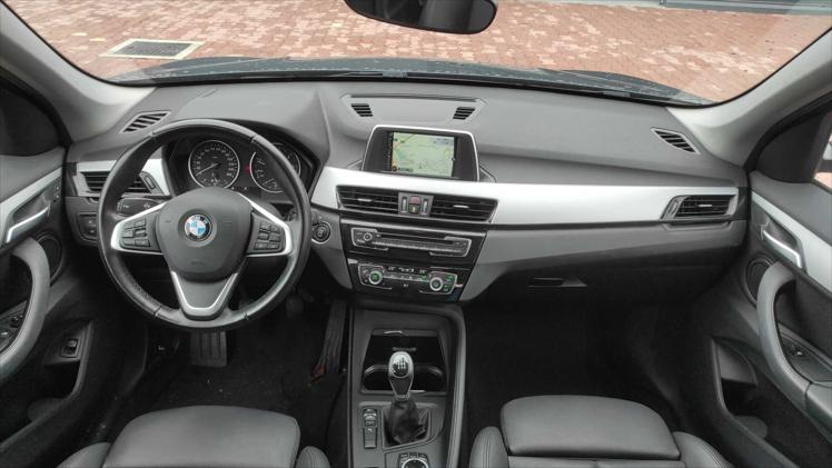 BMW X1 18d 