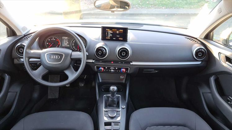 Audi A3 Sportback 1,6 TDI ultra Attraction