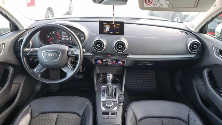 Audi A3 Sportback 1,6 TDI Ambiente Style S-tronic