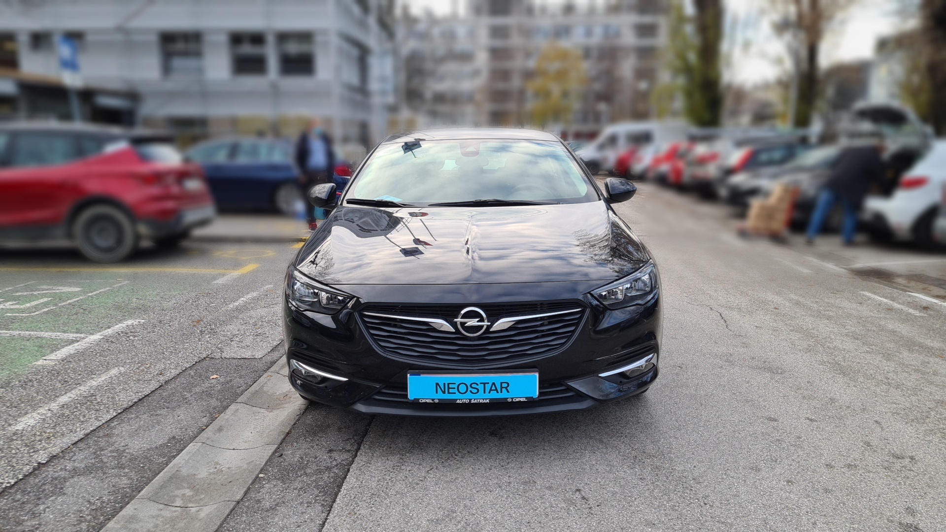Opel Insignia Grand Sport 1.5 Turbo 10,621 km 21.766,<sup  class=currency-decimal>54</sup> €