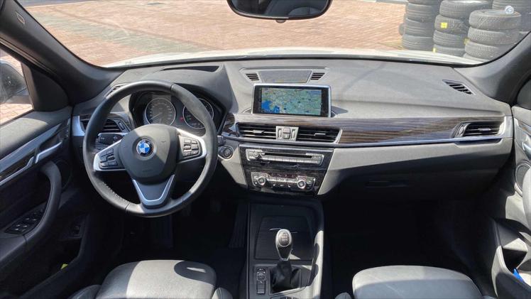 BMW X1 2.0d S drive 5 vrata