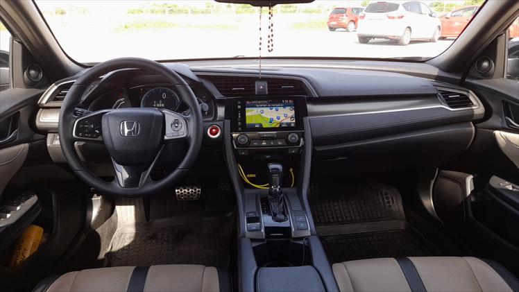 Honda Civic 1,5T Prestige CVT