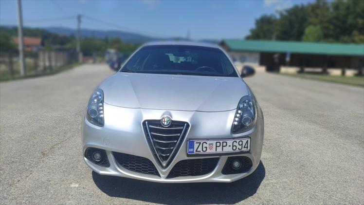 Alfa Romeo QV