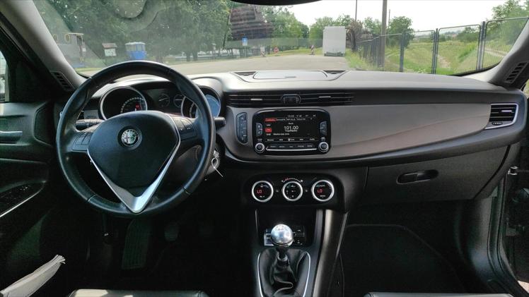 Alfa Romeo Giulietta 2,0 JTDm Distinctive