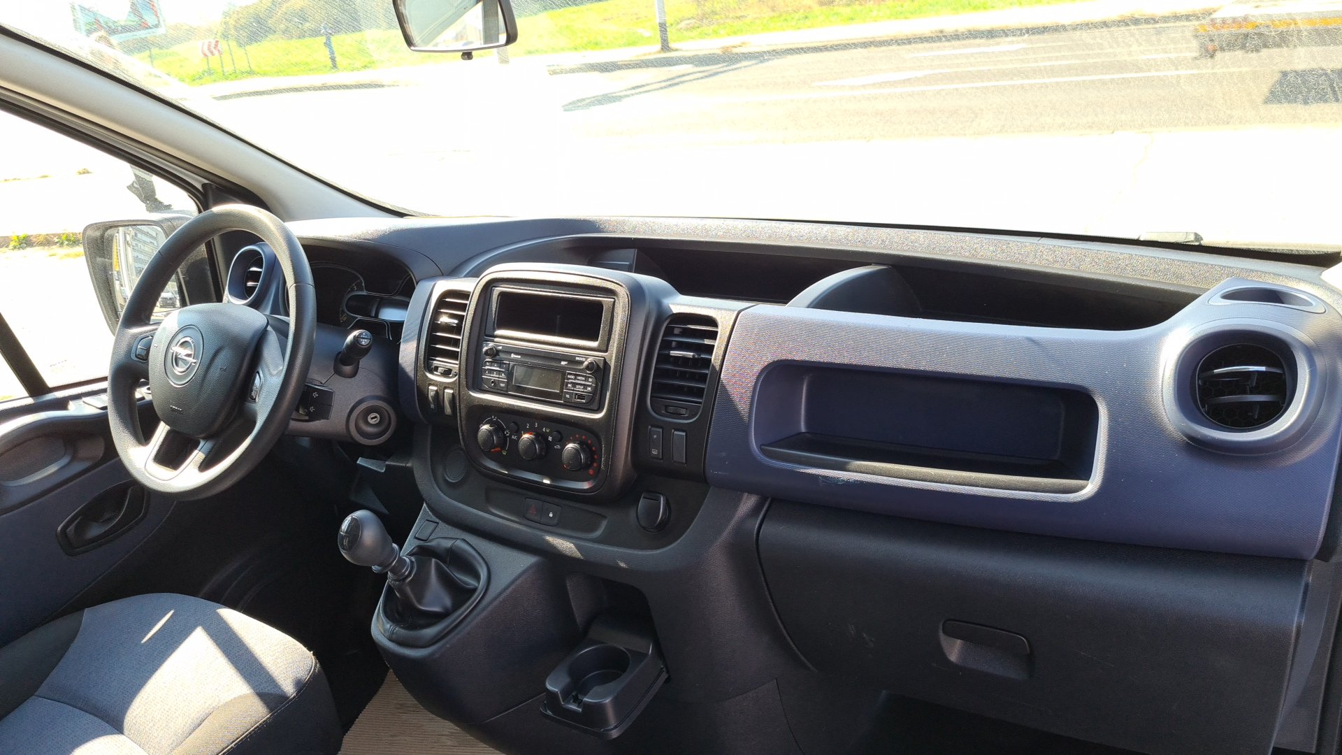 Opel Vivaro B Combi L1H1 2,7t Klima EXP € 7690.