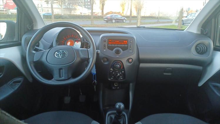 Toyota Aygo 1,0 VVT-i x-trend