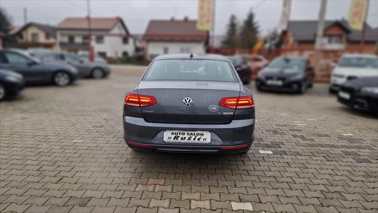 VW Passat 1,6 TDI BMT Plus