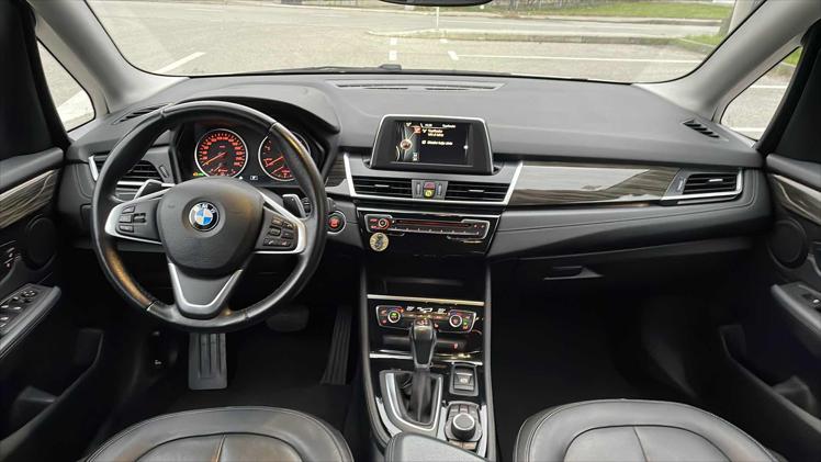BMW 218d Activ Tourer Luxury