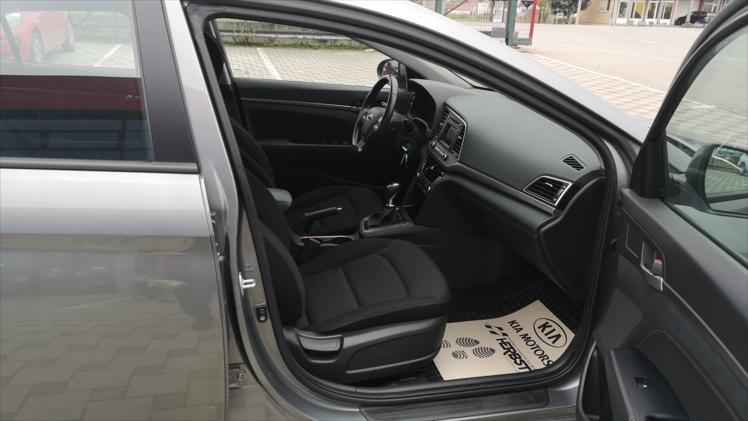 Hyundai Elantra 1,6 CRDI Comfort