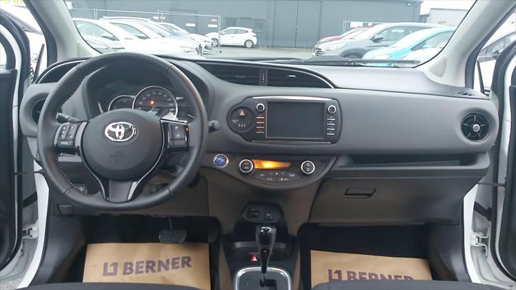 Toyota Yaris Hybrid France