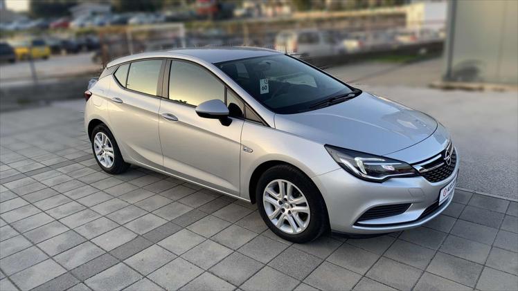Opel Astra 1,6 CDTI Selection