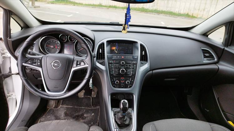 Opel Astra GTC 1,4 Turbo Enjoy