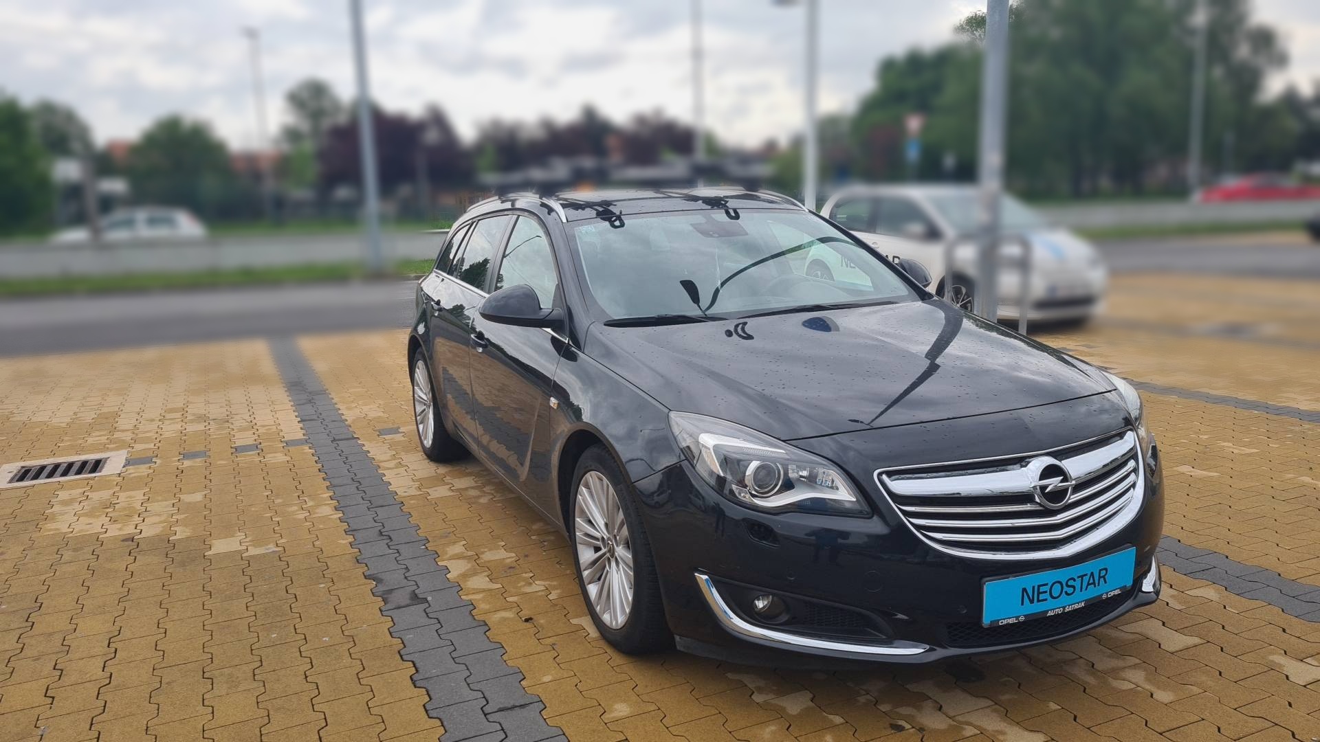 Opel Insignia Sports Tourer 2.0 CDTi Active 156,789 km 11.499 €
