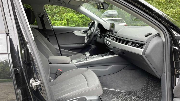 Audi A4 Avant 35 TDI Select S tronic
