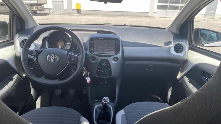 Toyota Aygo 1,0 VVT-i x-play