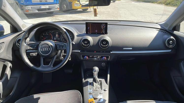 Audi A3 Sportback 1,6 TDI Design S tronic