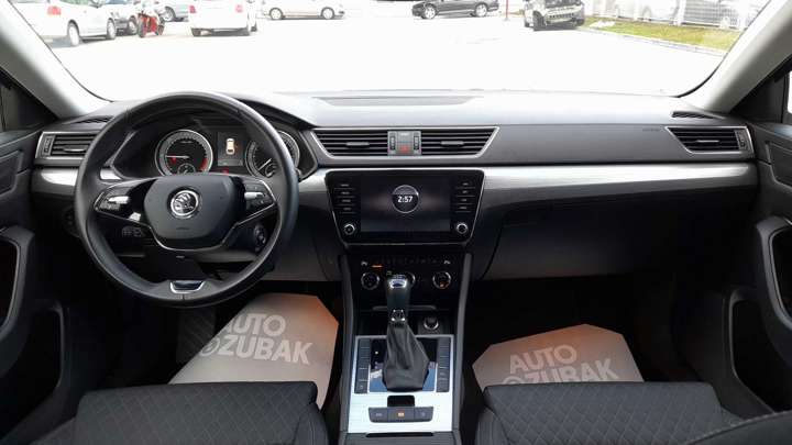Škoda Škoda (CZ) Superb Combi 2,0 TDI Ambition DSG 5 vrata