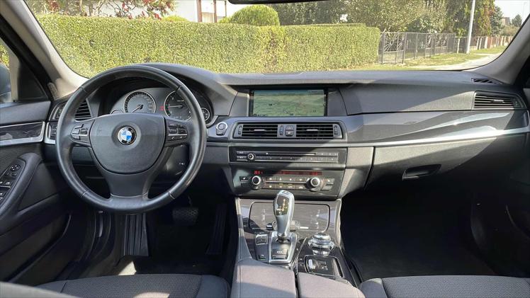 BMW Serija 5 Touring 520d 