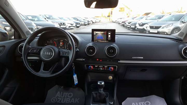Audi A3 Limousine 30 TDI Comfort