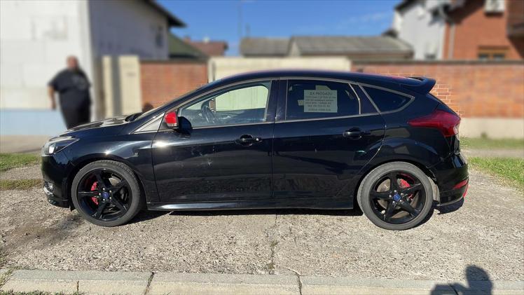 Ford Focus 1,5 TDCi ST Line Red&Black Edition