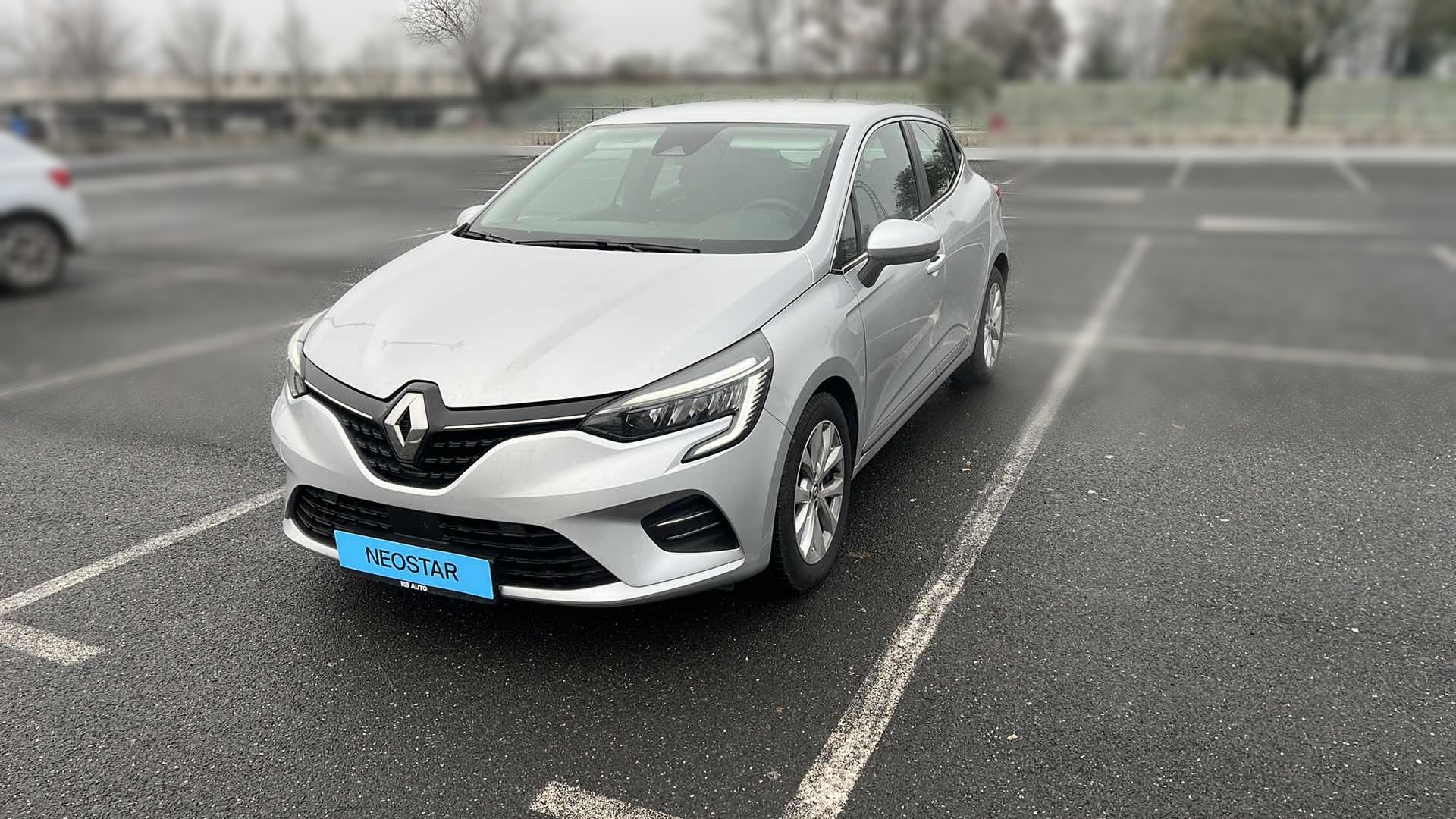 Renault Clio TCe 90 Intens 22,250 km 14.985 €
