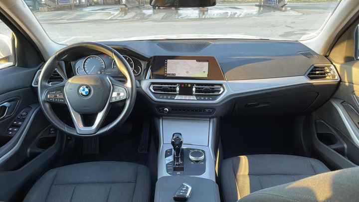 BMW 320d Adventage