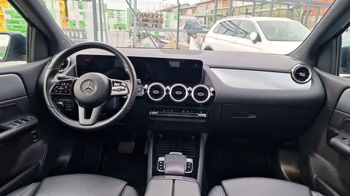 Mercedes-Benz B 180D