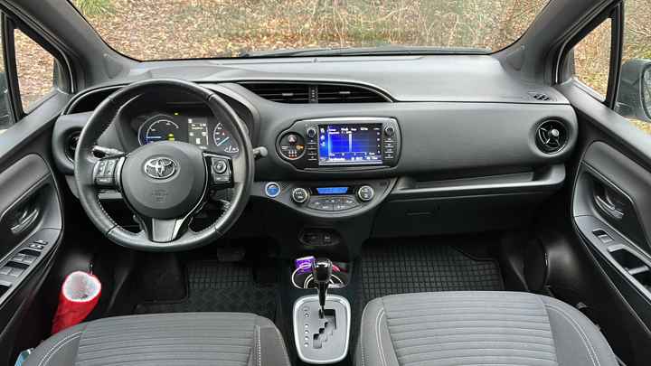 Toyota Toyota Yaris 1.5 H Hybrid Automatic