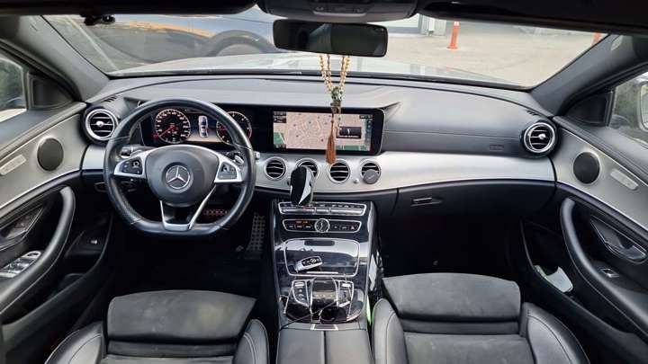 Mercedes-Benz E 220 d AMG Line Aut.