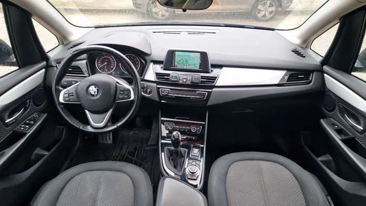 BMW Active Tourer 218i