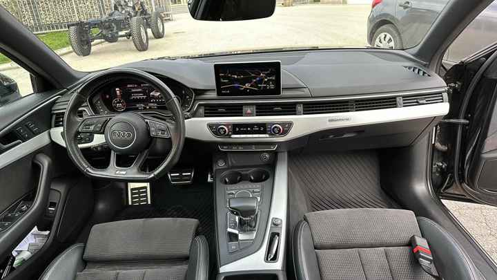 Audi A4 Avant quattro 2,0 TDI S tronic