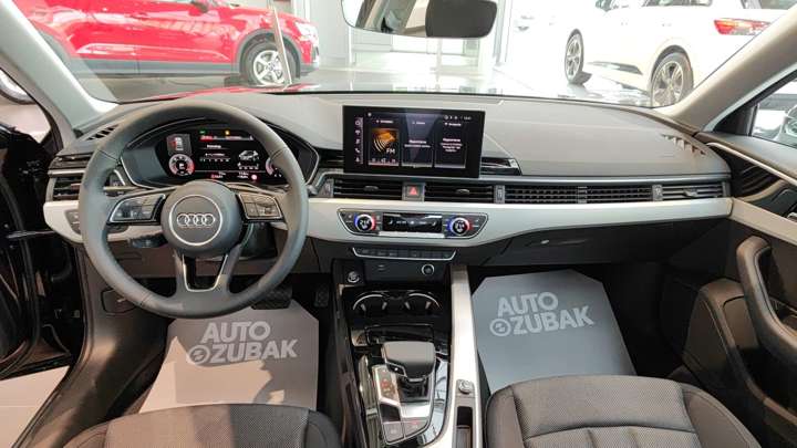 Audi A4 30 TDI S tr Edition10