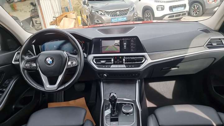 BMW 320i Advantage Aut.