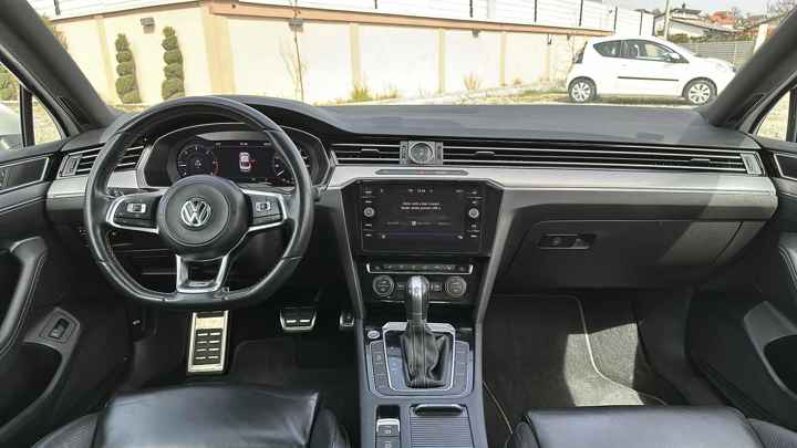 VW Passat 1,6 TDI BMT R line DSG 