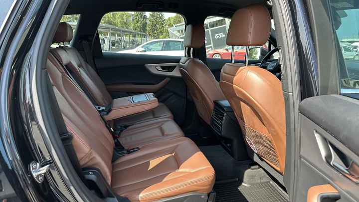 Audi Q7 quattro 55 TFSI e Comfort Tiptronic