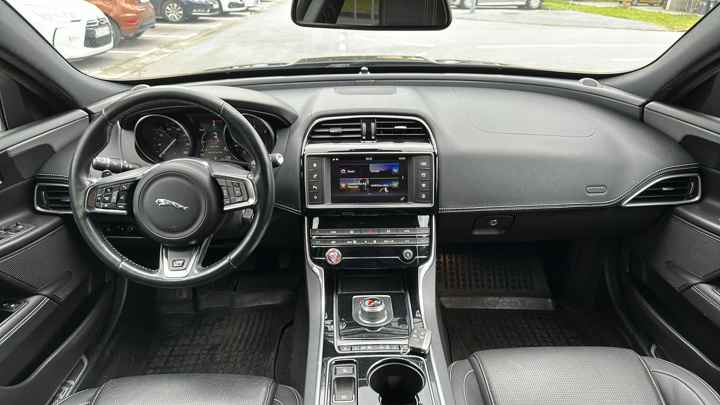 Jaguar XE 2,0 D (i4D) R-Sport Aut.