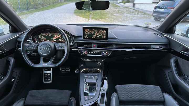 Audi A4 2,0 TDI S-Line S Tronic