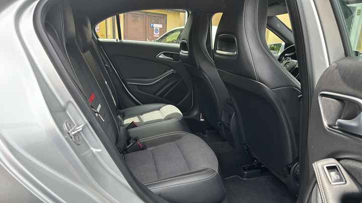 Mercedes-Benz A 180 CDI BlueEFFICIENCY