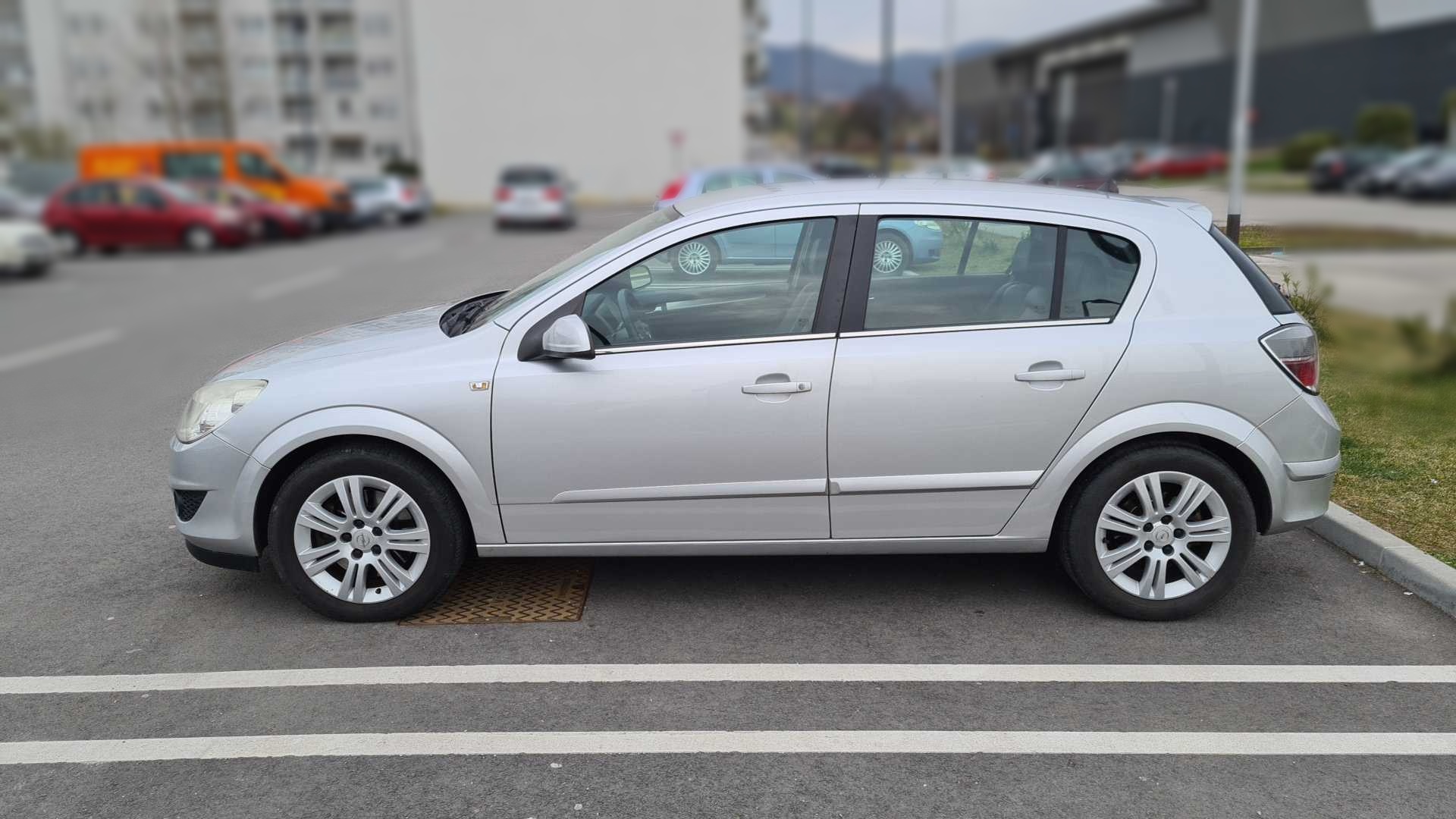 Opel Astra H (01-Serie)