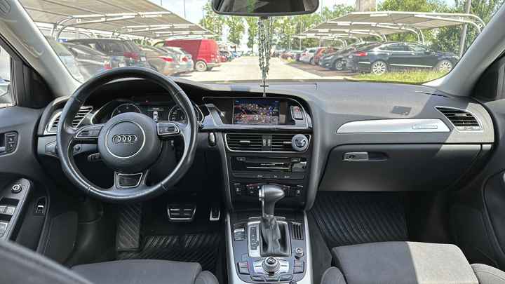 Audi A4 2,0 TDI Quattro S tronic