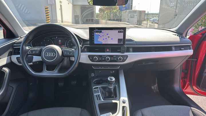 Audi A4 Avant 30 TDI