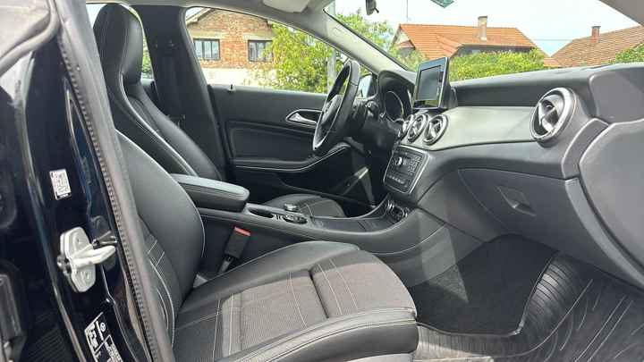 Mercedes-Benz CLA 200d Avantgarde 4matic