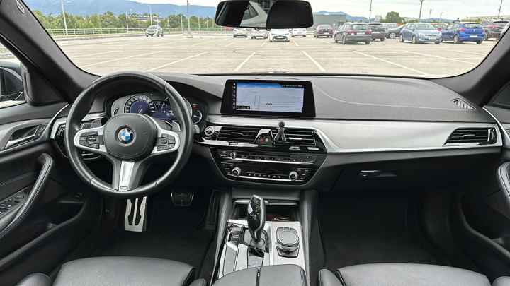 BMW Serija 5 G31 M sport 530i xDrive 