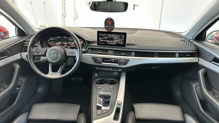 Audi Audi A4 2.0 TDI S-line