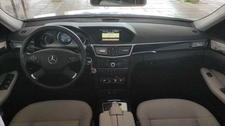 Mercedes-Benz E BlueEFFICIENCY 350 CDI 4MATIC Avantgarde Aut.