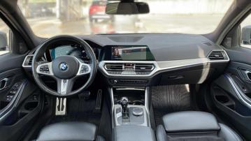 BMW 320d touring M paket 2020.