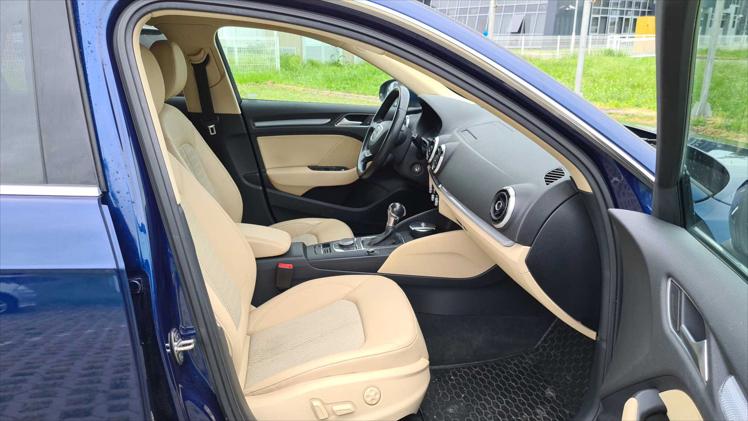 Audi A3 Sportback 1,6 TDI Attraction Comfort S-tronic