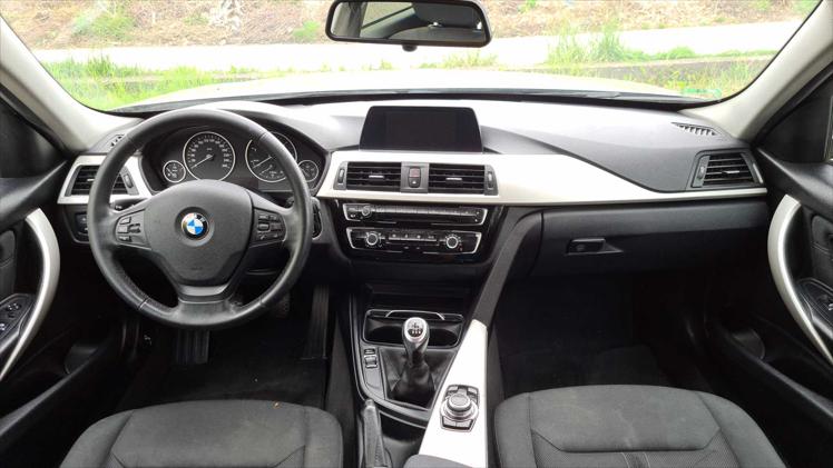 BMW 318d Touring Advantage