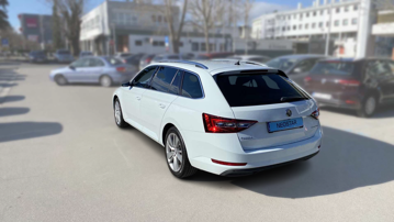 Škoda Superb Combi 2,0 TDI Ambition DSG